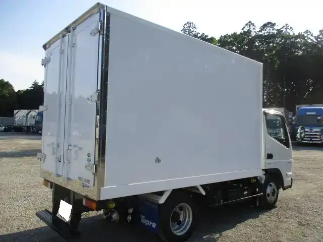 三菱 キャンター 小型 冷凍冷蔵 低温 床ステンの中古トラック画像3