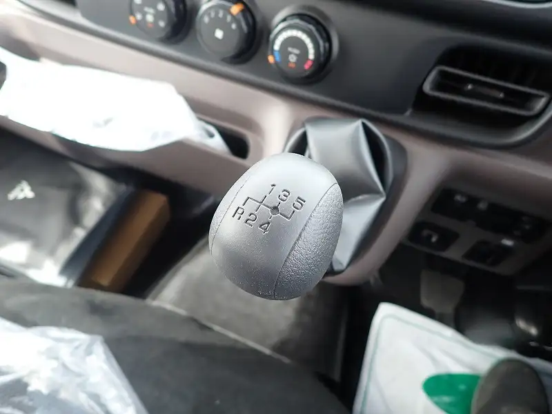 三菱 キャンター 小型 タンク車 ローリー 2RG-FEAV0の中古トラック画像14