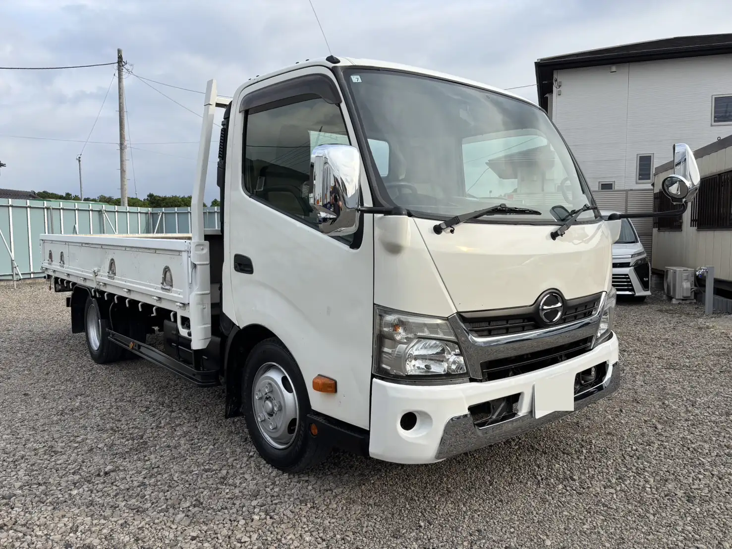 日野 デュトロ 小型 平ボディ SKG-XZU710M H23の中古トラック画像2