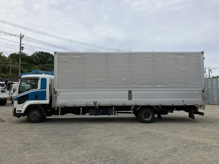 いすゞ フォワード 中型/増トン ウイング ベッド TKG-FRR90S2の中古トラック画像5