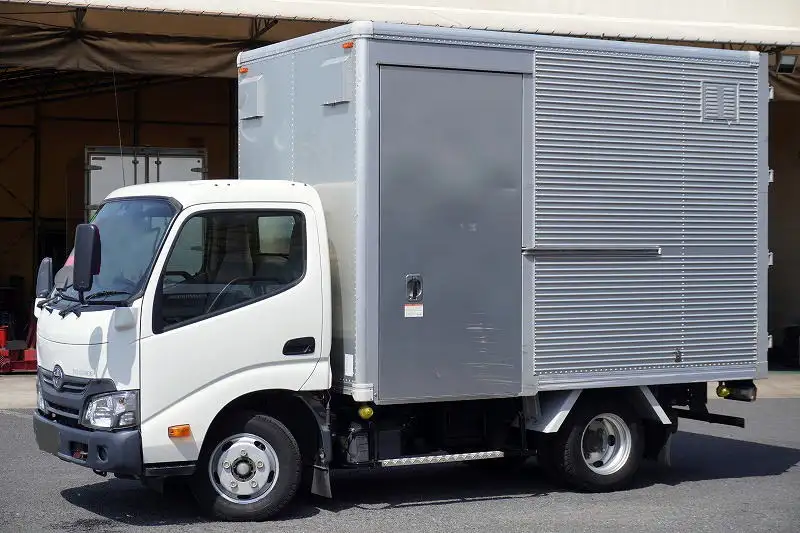 トヨタ トヨエース 小型 アルミバン サイドドア TKG-XZC605 の中古トラック【車両No.188252】