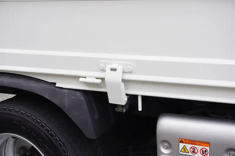 日野 デュトロ 小型 平ボディ 2RG-XZC605M R2の中古トラック画像8