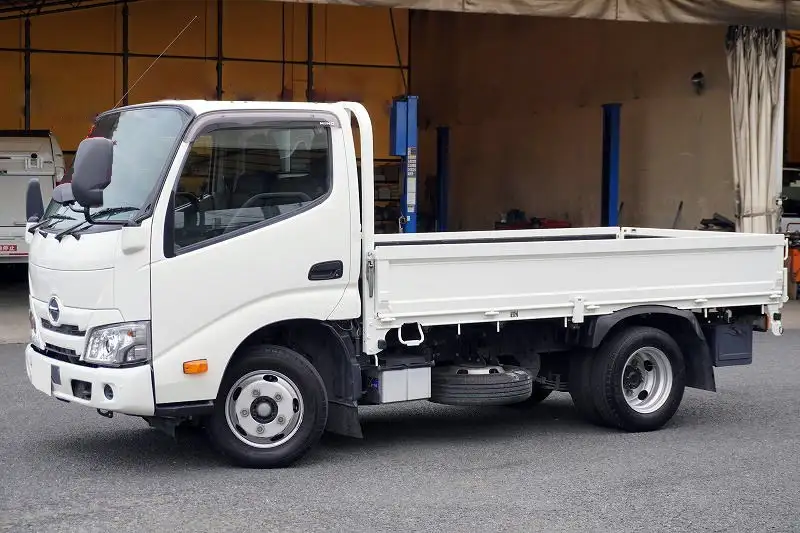 日野 デュトロ 小型 平ボディ 2RG-XZC605M R2 の中古トラック【車両No.188288】