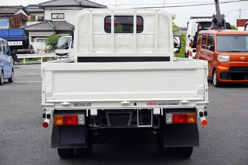 日野 デュトロ 小型 平ボディ 2RG-XZC605M R2の中古トラック画像3
