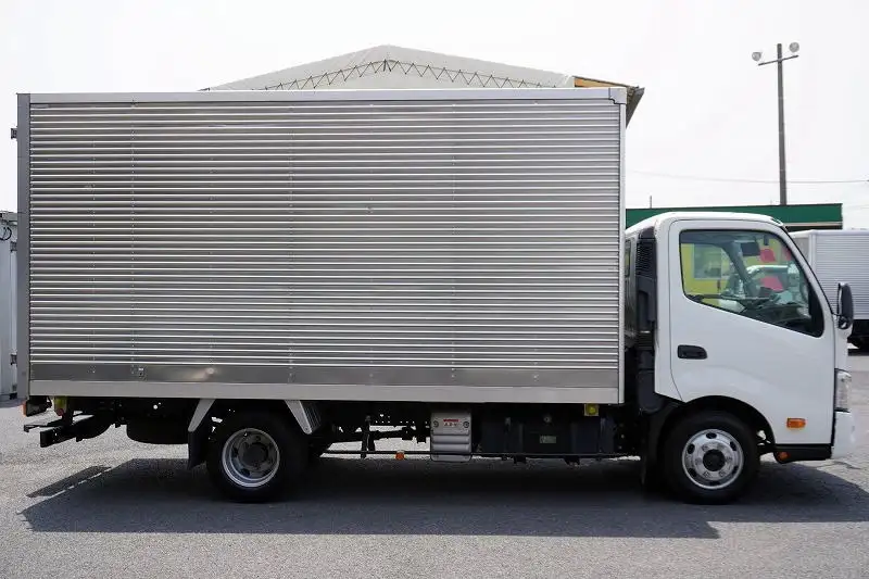 トヨタ ダイナ 小型 アルミバン サイドドア 2RG-XZU712の中古トラック画像2