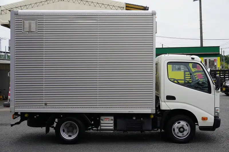トヨタ トヨエース 小型 アルミバン サイドドア 2RG-XZC605の中古トラック画像2