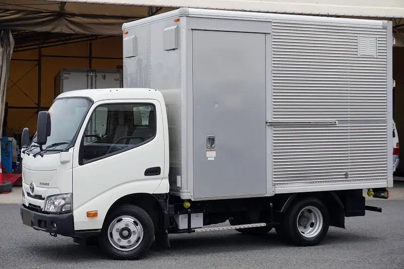 トヨタ トヨエース 小型 アルミバン サイドドア 2RG-XZC605 の中古トラック【車両No.188190】