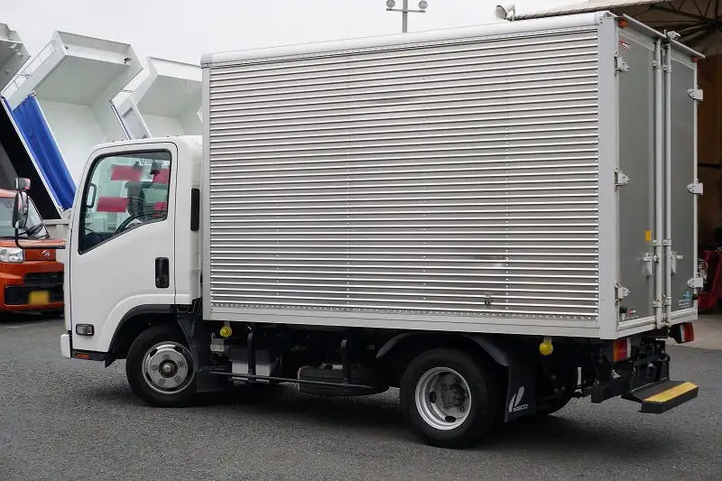 いすゞ エルフ 小型 アルミバン 2RG-NLR88AN R2の中古トラック画像4