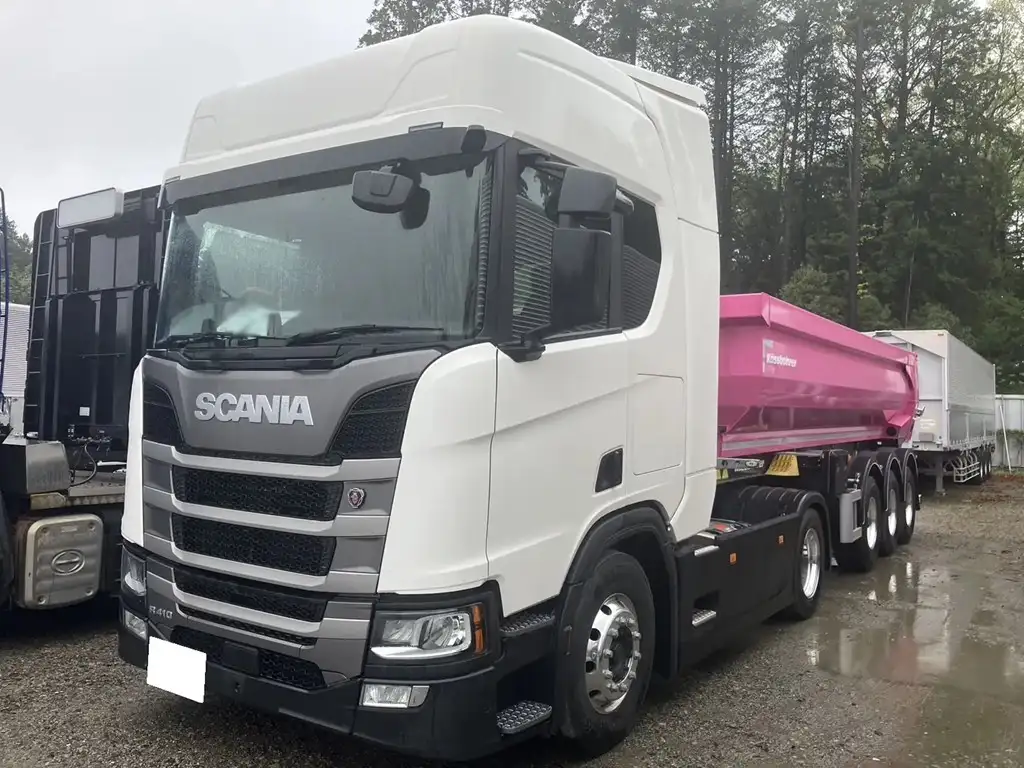 スカニア トラック 大型 トラクター ハイルーフ ベッドの中古トラック画像1