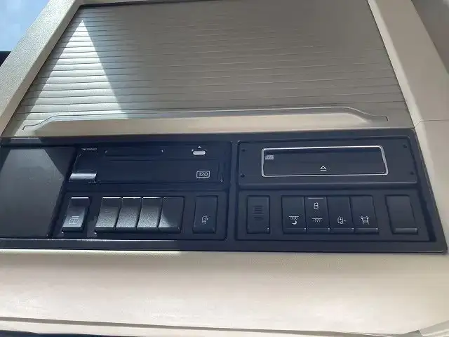 ボルボ トラック 大型 トラクター ハイルーフ 1デフの中古トラック画像15