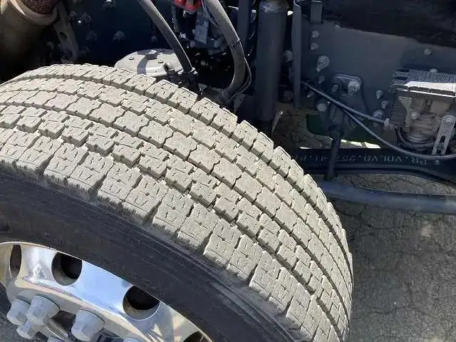 ボルボ トラック 大型 トラクター ハイルーフ 1デフの中古トラック画像18
