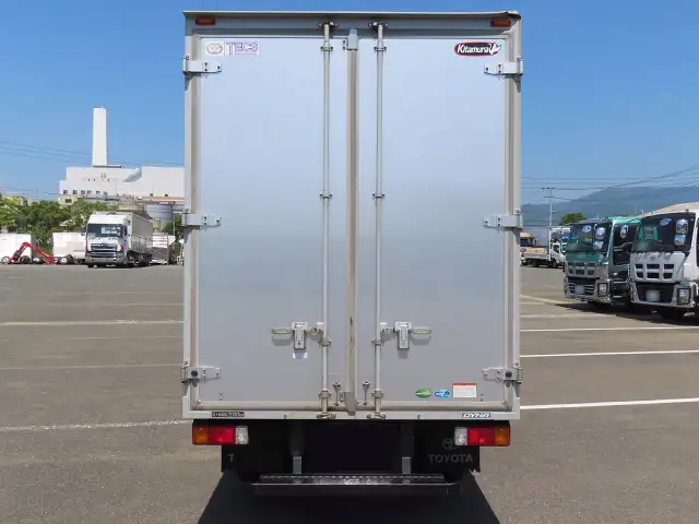 トヨタ ダイナ 小型 アルミバン サイドドア 2RG-XZC605の中古トラック画像5
