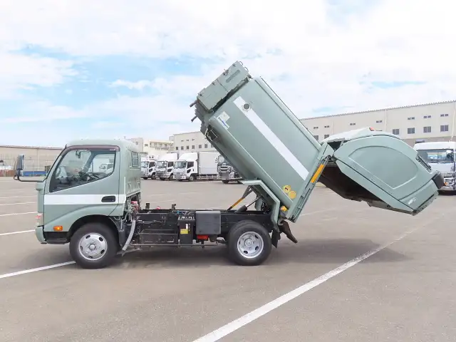 日野 デュトロ 小型 パッカー車 巻き込み式 TKG-XZU600Xの中古トラック画像8