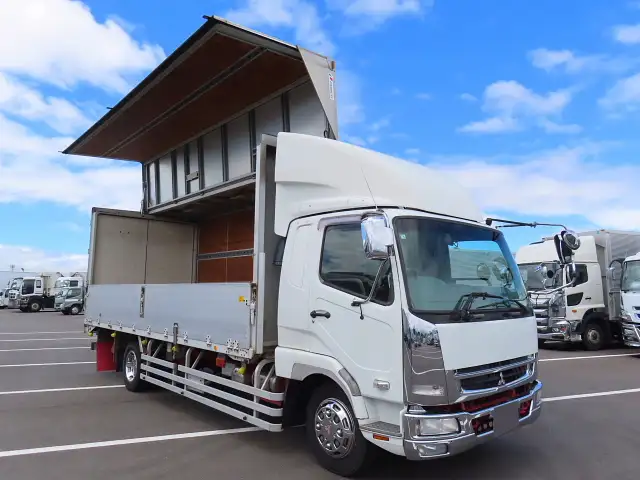三菱 ファイター 中型/増トン ウイング エアサス ベッドの中古トラック画像3