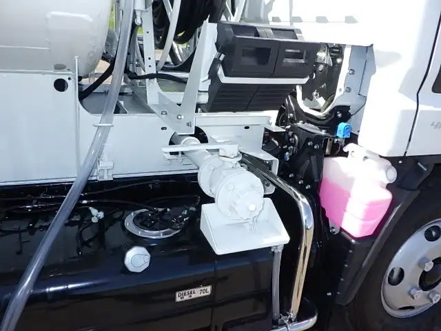 三菱 キャンター 小型 タンク車 ローリー 2RG-FEAV0の中古トラック画像10