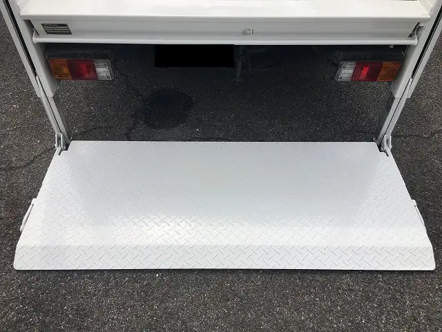 日産 バネット 小型 平ボディ パワーゲート 床鉄板の中古トラック画像9