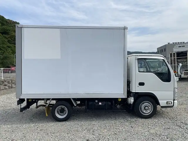 いすゞ エルフ 小型 アルミバン TPG-NHR85AN H31/R1の中古トラック画像3