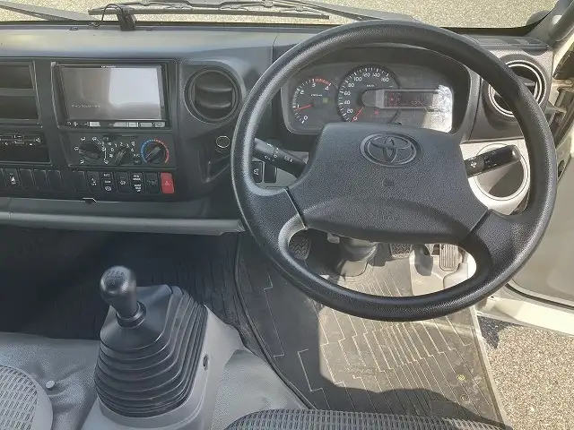 トヨタ ダイナ 小型 平ボディ パワーゲート TKG-XZU722の中古トラック画像13