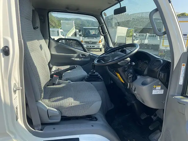 トヨタ トヨエース 小型 平ボディ DF-KDY231 H31/R1の中古トラック画像11