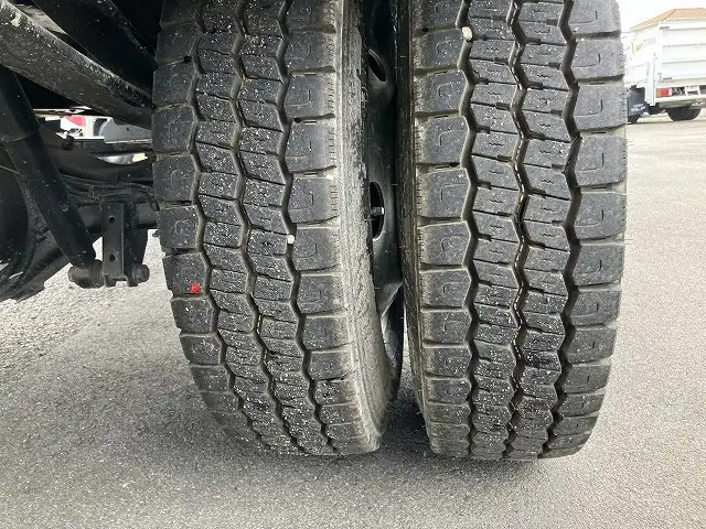 いすゞ エルフ 小型 平ボディ TKG-NLR85AR H26の中古トラック画像20