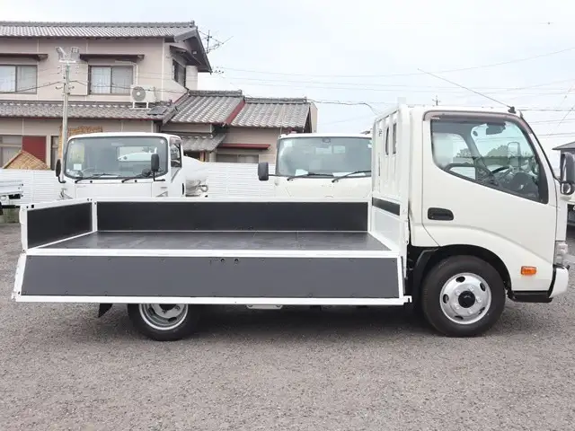トヨタ ダイナ 小型 平ボディ 2RG-XZU605 R2の中古トラック画像6