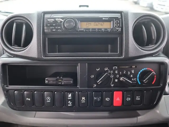 トヨタ ダイナ 小型 平ボディ 2RG-XZU605 R2の中古トラック画像15