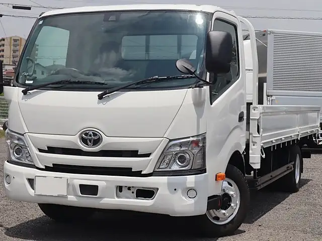 トヨタ ダイナ 小型 平ボディ 2RG-XZU722 H31/R1の中古トラック画像1
