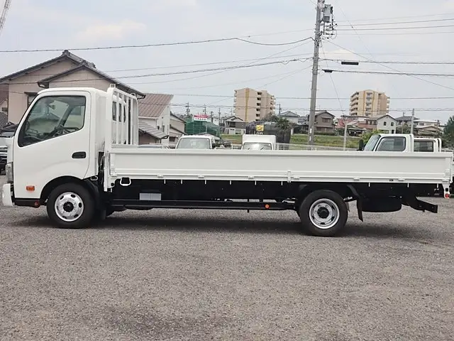 トヨタ ダイナ 小型 平ボディ 2RG-XZU722 H31/R1の中古トラック画像5