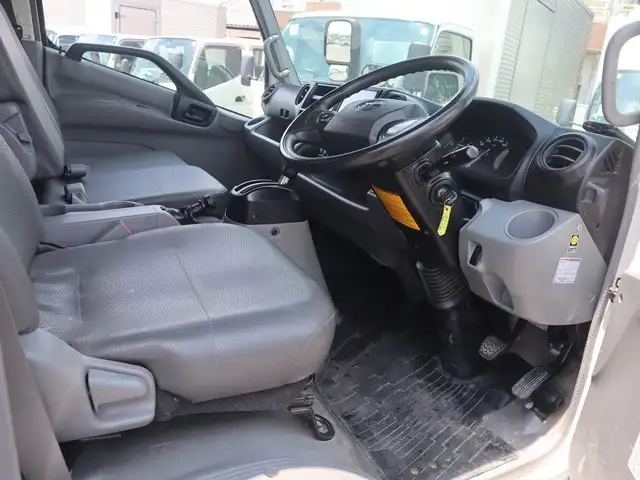 トヨタ ダイナ 小型 平ボディ 2RG-XZU722 H31/R1の中古トラック画像11