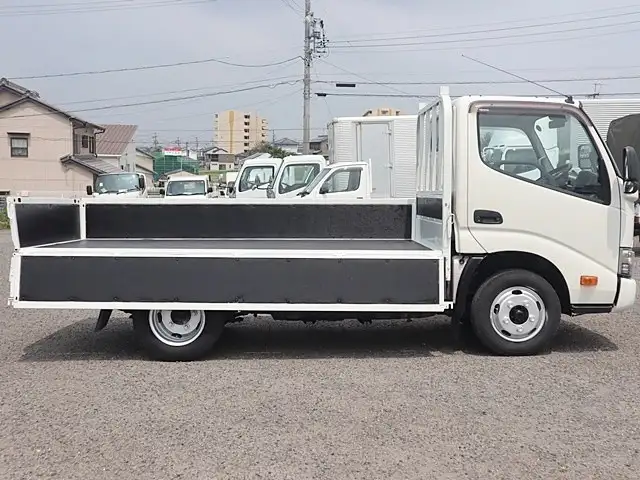 トヨタ ダイナ 小型 平ボディ TPG-XZU605 H29の中古トラック画像6