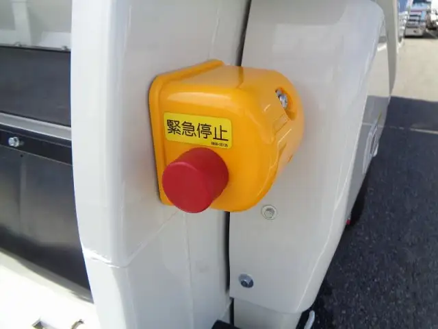 日野 デュトロ 小型 パッカー車 プレス式 2KG-XZU700Xの中古トラック画像12