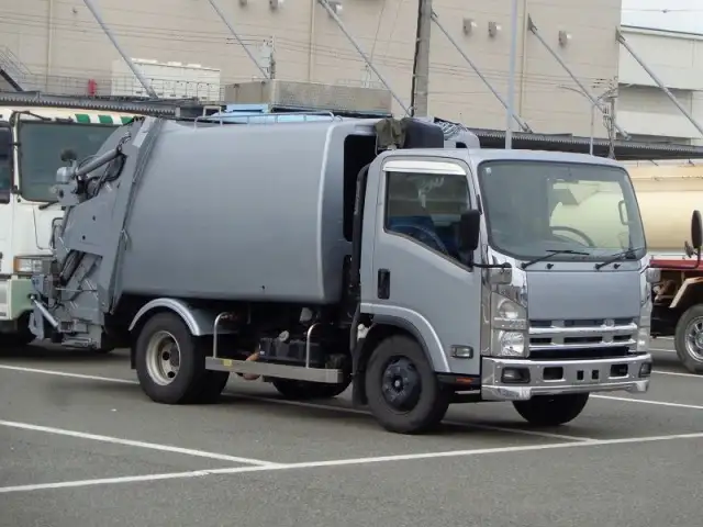 いすゞ エルフ 小型 パッカー車 プレス式 SKG-NPR85YNの中古トラック画像2