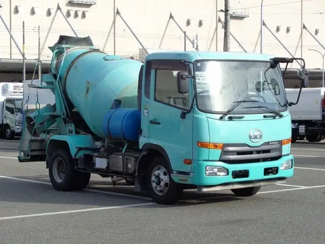 日産UD コンドル 中型/増トン ミキサー・ポンプ TKG-MK38L H26の中古トラック画像2