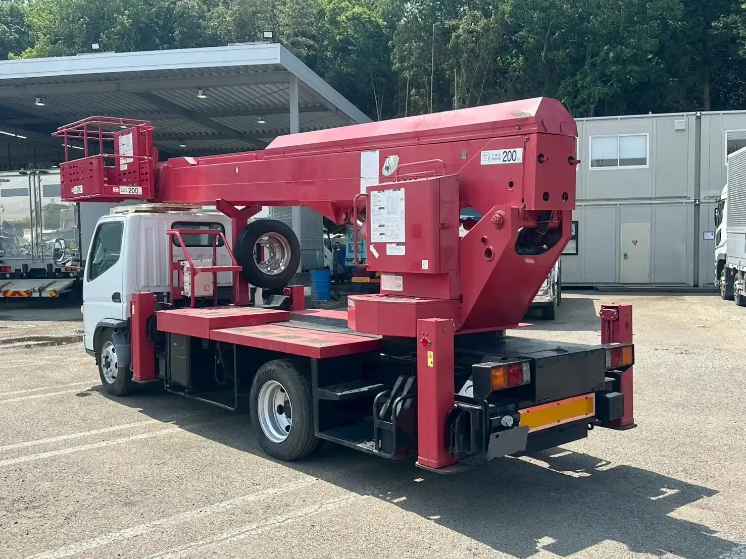 三菱 キャンター 小型 高所・建柱車 高所作業車 PA-FE73DEYの中古トラック画像5