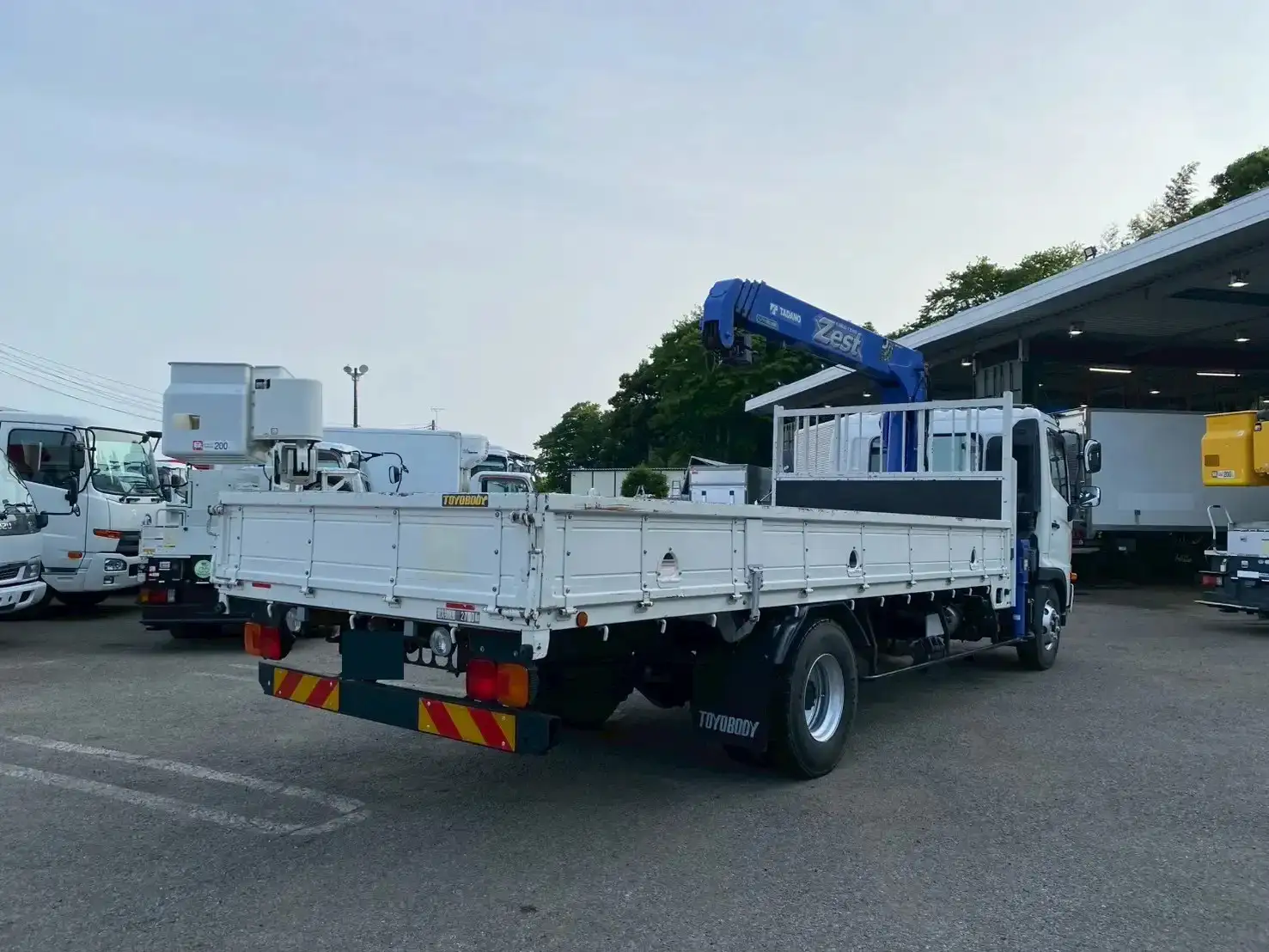 日野 レンジャー 中型/増トン クレーン付 4段 ラジコンの中古トラック画像3