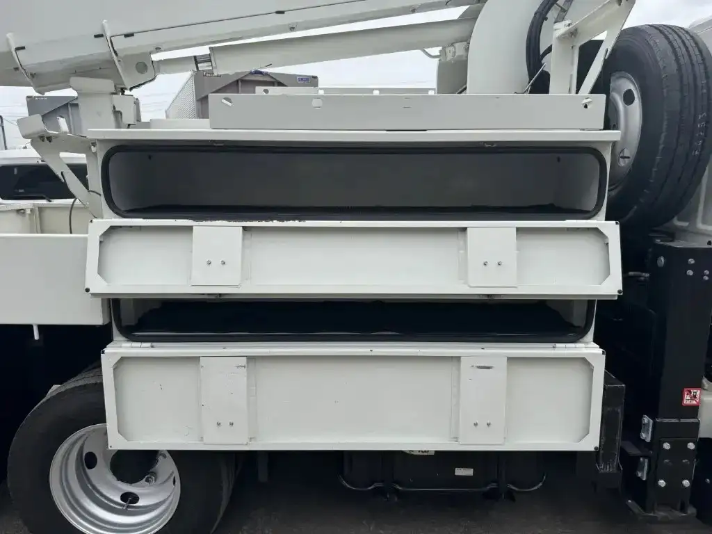 いすゞ エルフ 小型 高所・建柱車 高所作業車 電工仕様の中古トラック画像7