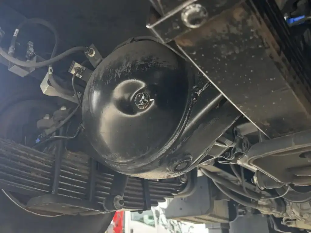いすゞ エルフ 小型 高所・建柱車 高所作業車 電工仕様の中古トラック画像16