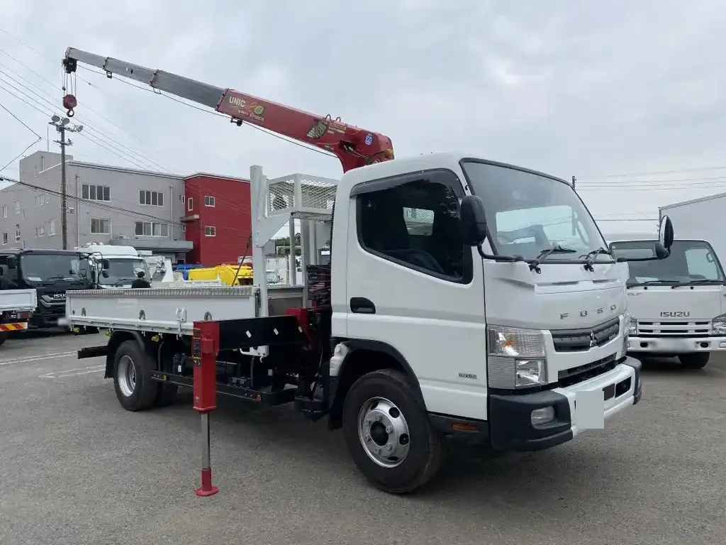 三菱 キャンター 小型 クレーン付 床鉄板 4段の中古トラック画像2