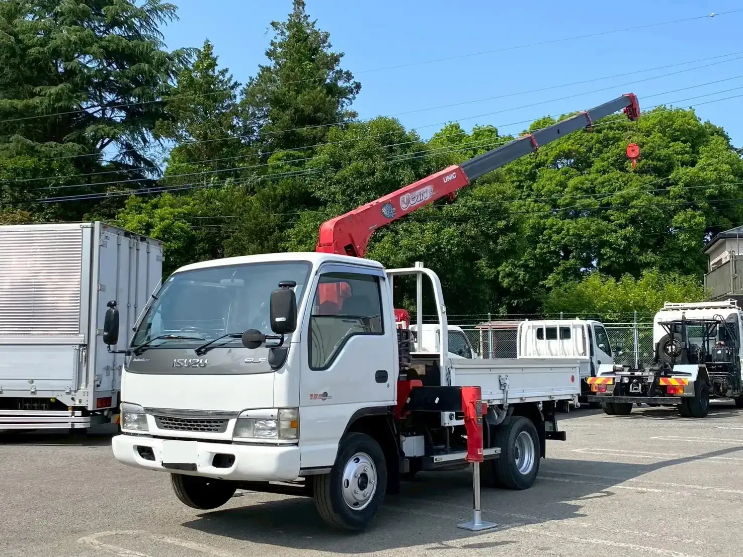 いすゞ エルフ 小型 クレーン付 床鉄板 4段 の中古トラック【車両No.188462】
