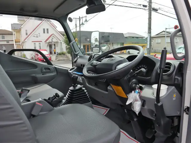 日野 デュトロ 小型 高所・建柱車 高所作業車 2KG-XZU600Eの中古トラック画像9