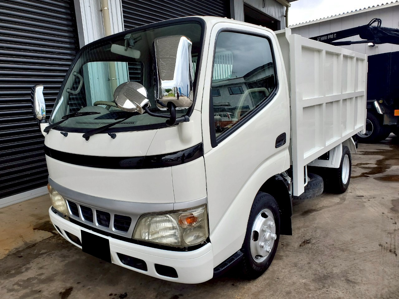 トヨタ ダイナ 小型 ダンプ 10尺 PB-XZU351D