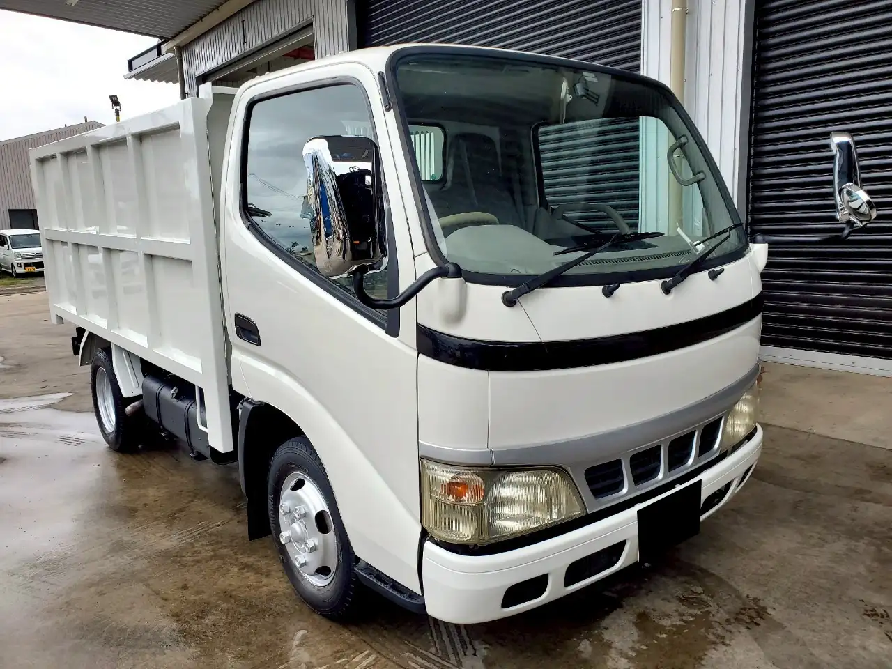 トヨタ ダイナ 小型 ダンプ 土砂禁 PB-XZU351Dの中古トラック画像3