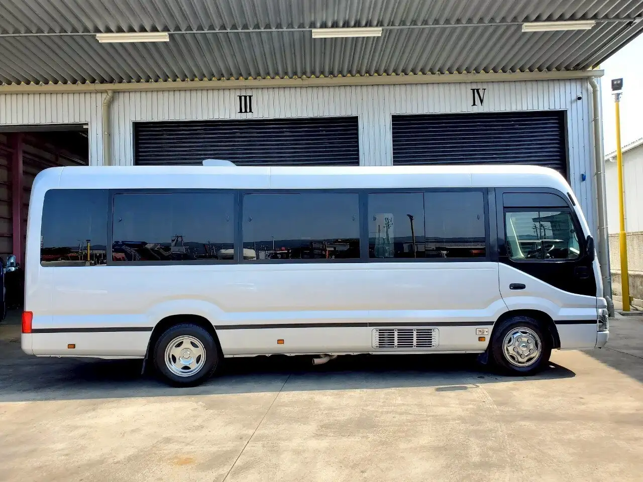 トヨタ コースター 小型 バス 乗合バス SDG-XZB70の中古トラック画像3