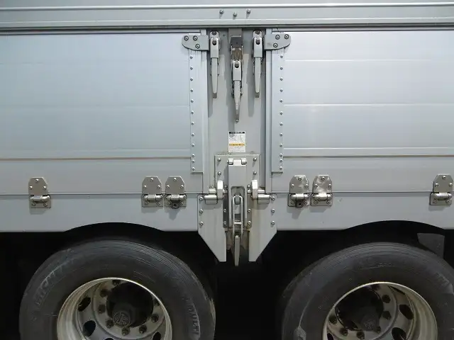 国内・その他 国産車その他 トレーラー/その他 トレーラー 3軸 エアサスの中古トラック画像10