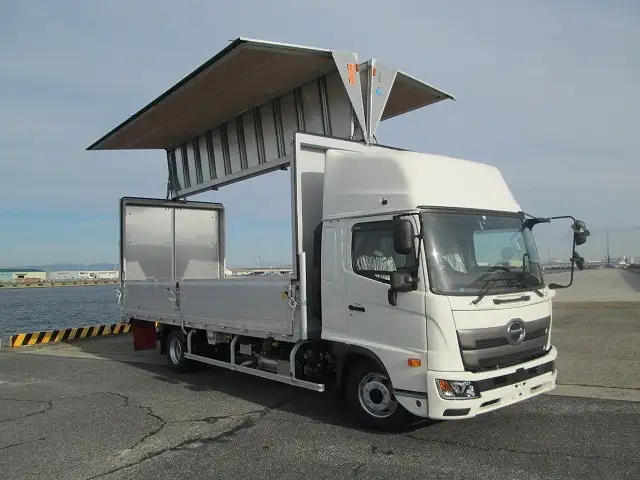 日野 レンジャー 中型/増トン ウイング エアサス ベッドの中古トラック画像5