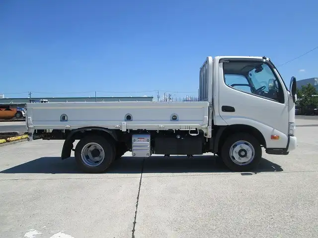 日野 デュトロ 小型 平ボディ 床鉄板 2RG-XZC605Mの中古トラック画像4