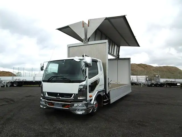 三菱 ファイター 中型/増トン ウイング エアサス ベッドの中古トラック画像5