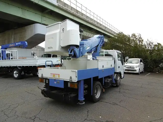 いすゞ エルフ 小型 高所・建柱車 高所作業車 PB-NKR81ANの中古トラック画像2