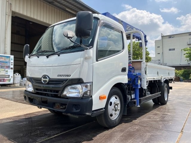 日野 デュトロ 小型 クレーン付 3段 ラジコン の中古トラック【車両No.147624】