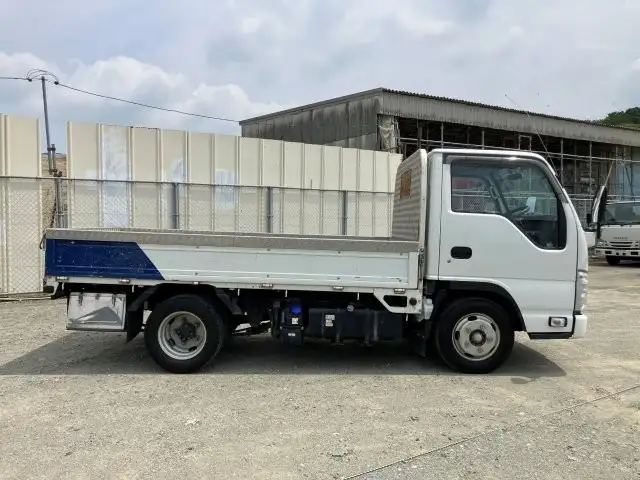 いすゞ エルフ 小型 平ボディ 2RG-NJR88A H31/R1の中古トラック画像3